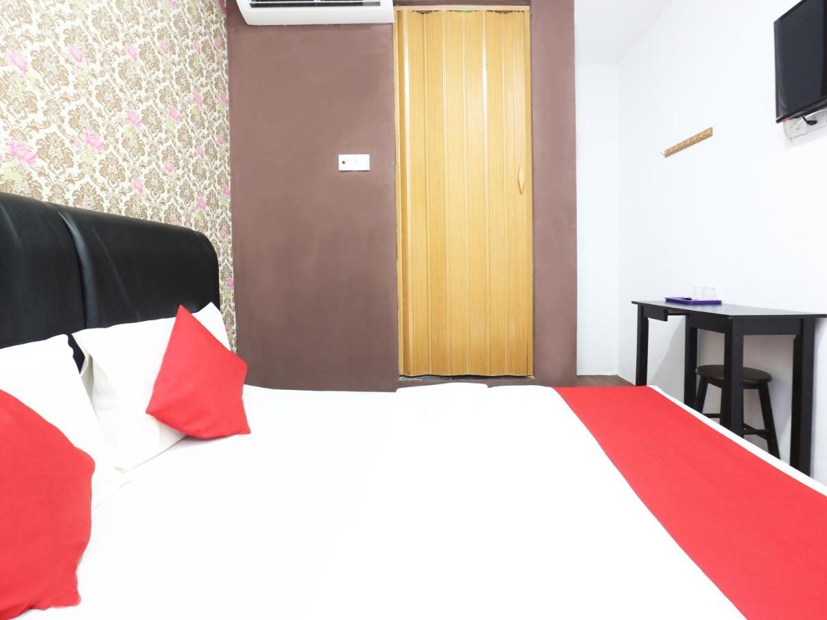 Oyo 717 Mr J Hotel Wakaf Che Yeh 2 Exterior photo